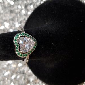 Heart shaped ring size 6